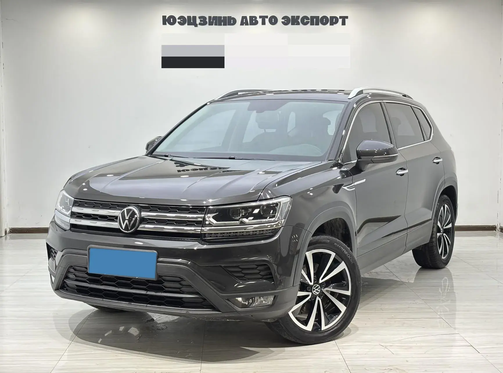 2021 VOLKSWAGEN THARU view 1