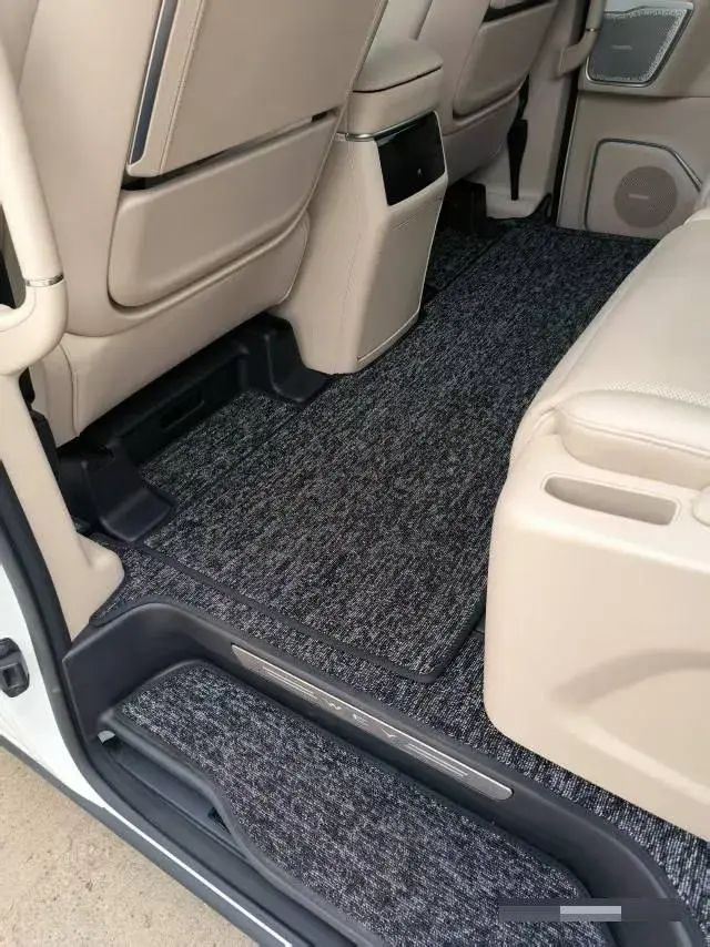 2024 HONGQI HQ9 thumbnail 4