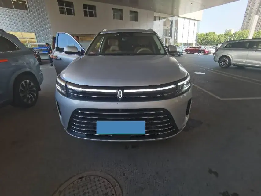 2024 AITO AITO view 1