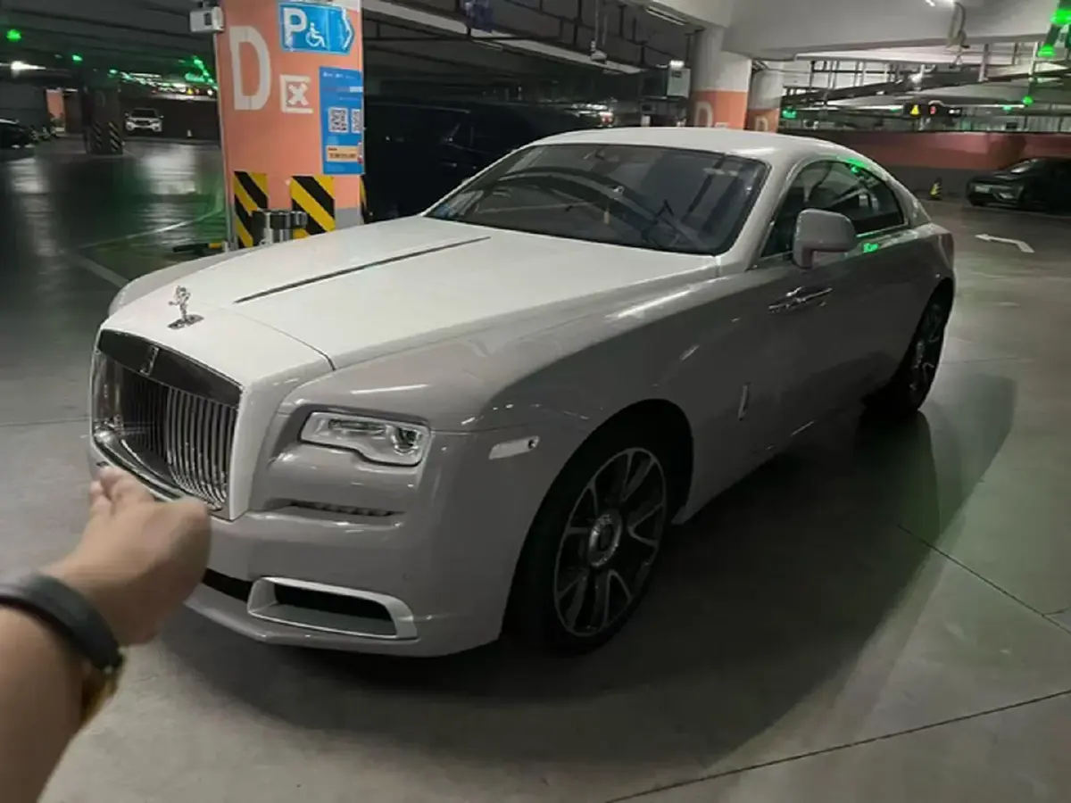2018 Rolls-Royce Wraith 6.6T 632HP V12 8AT