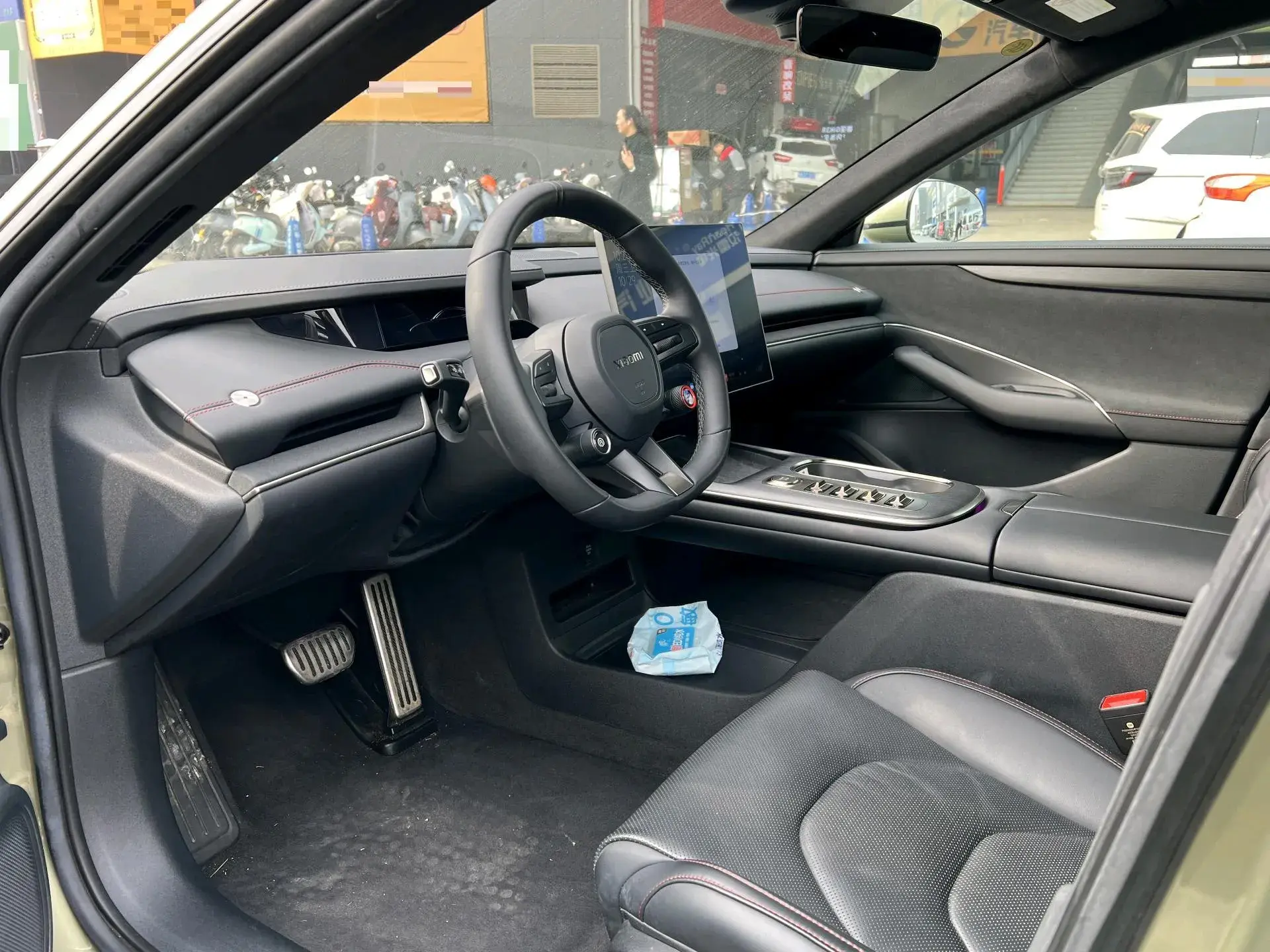 2024 MI SU7 thumbnail 3