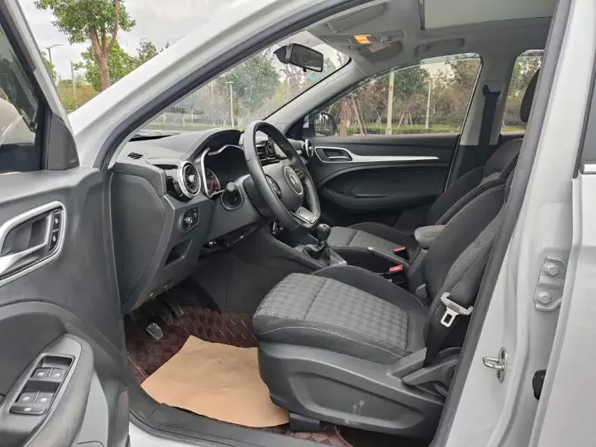 2020 MG ZS thumbnail 4