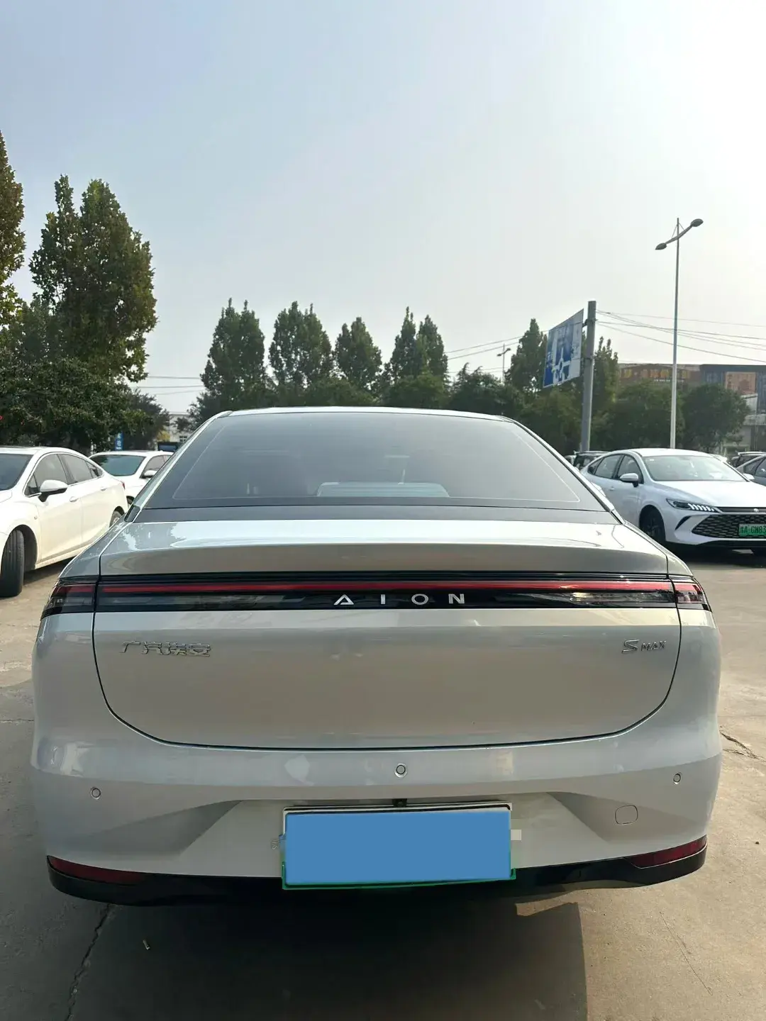 2024 AION AION thumbnail 4
