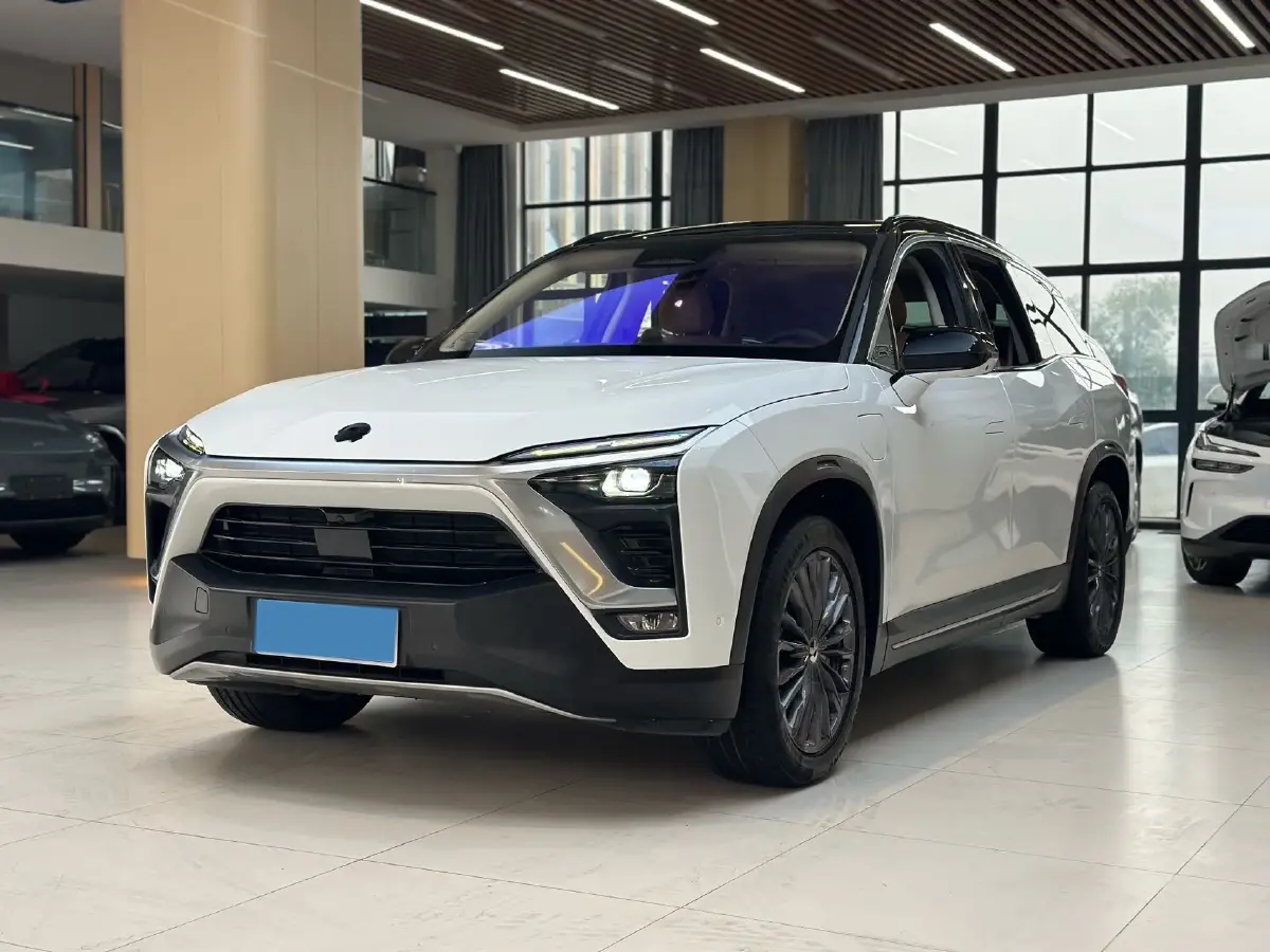 2018 NIO ES8 BEV 70KWH