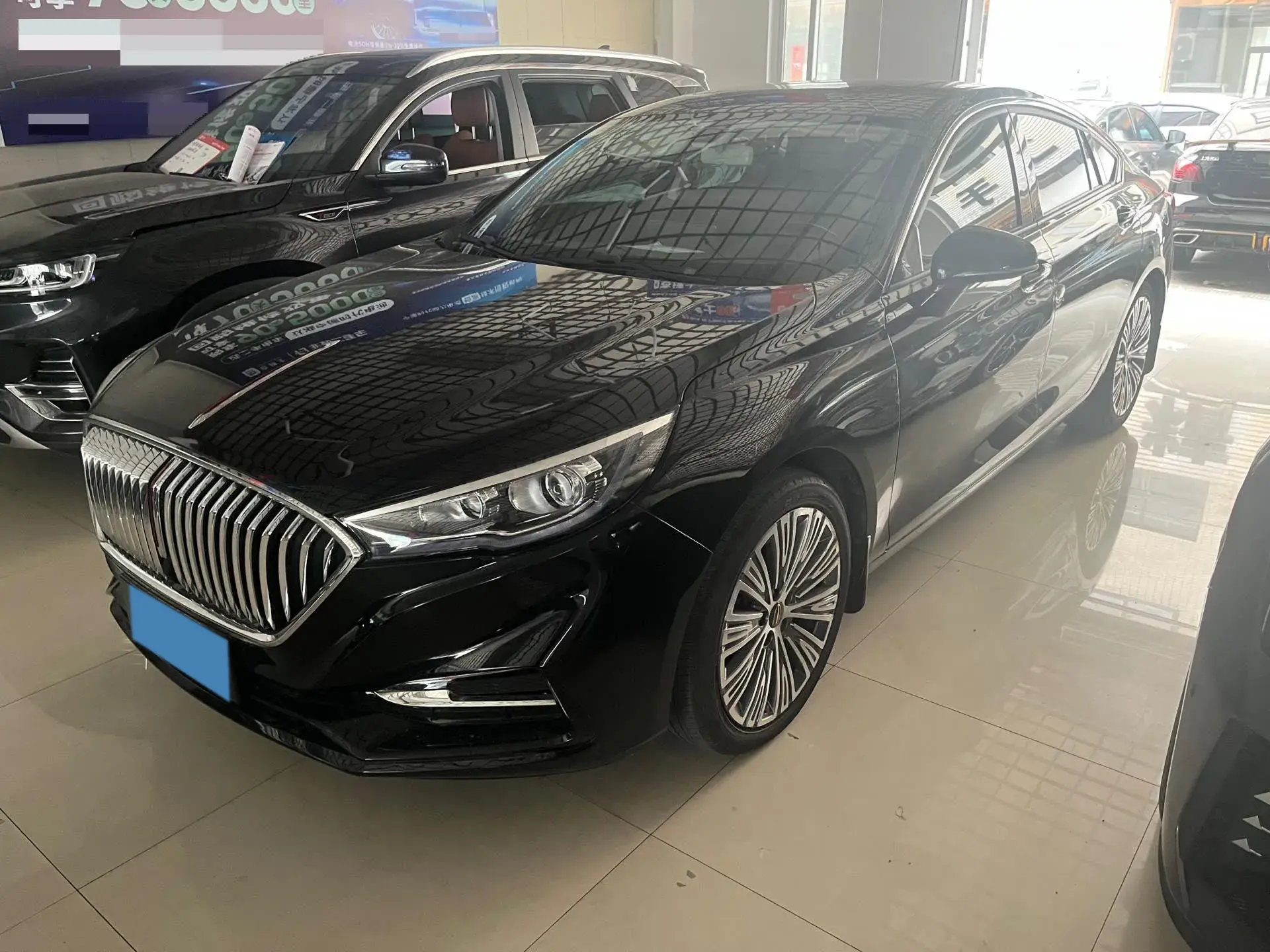 2020 HONGQI H5 view 1