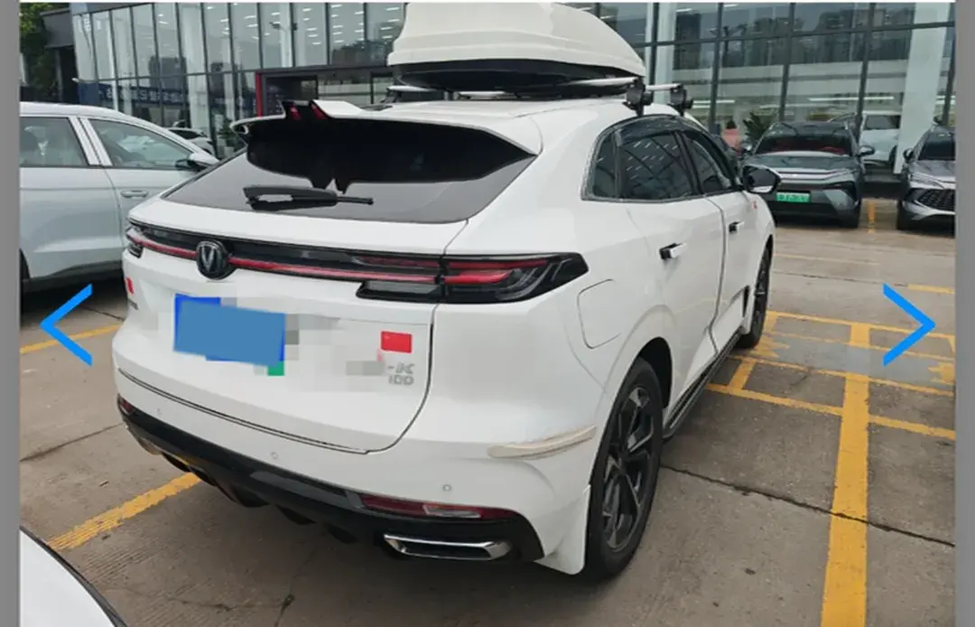 2023 CHANGAN UNI-K thumbnail 2