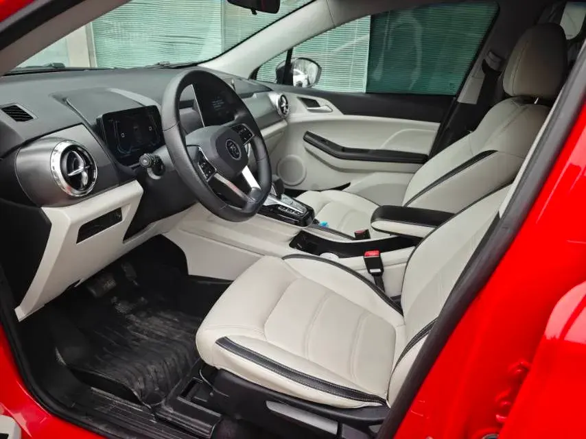 2021 BYD YUAN thumbnail 3