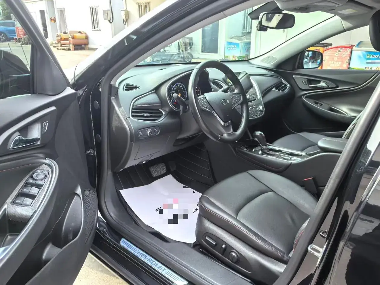 2020 CHEVROLET MALIBU thumbnail 4