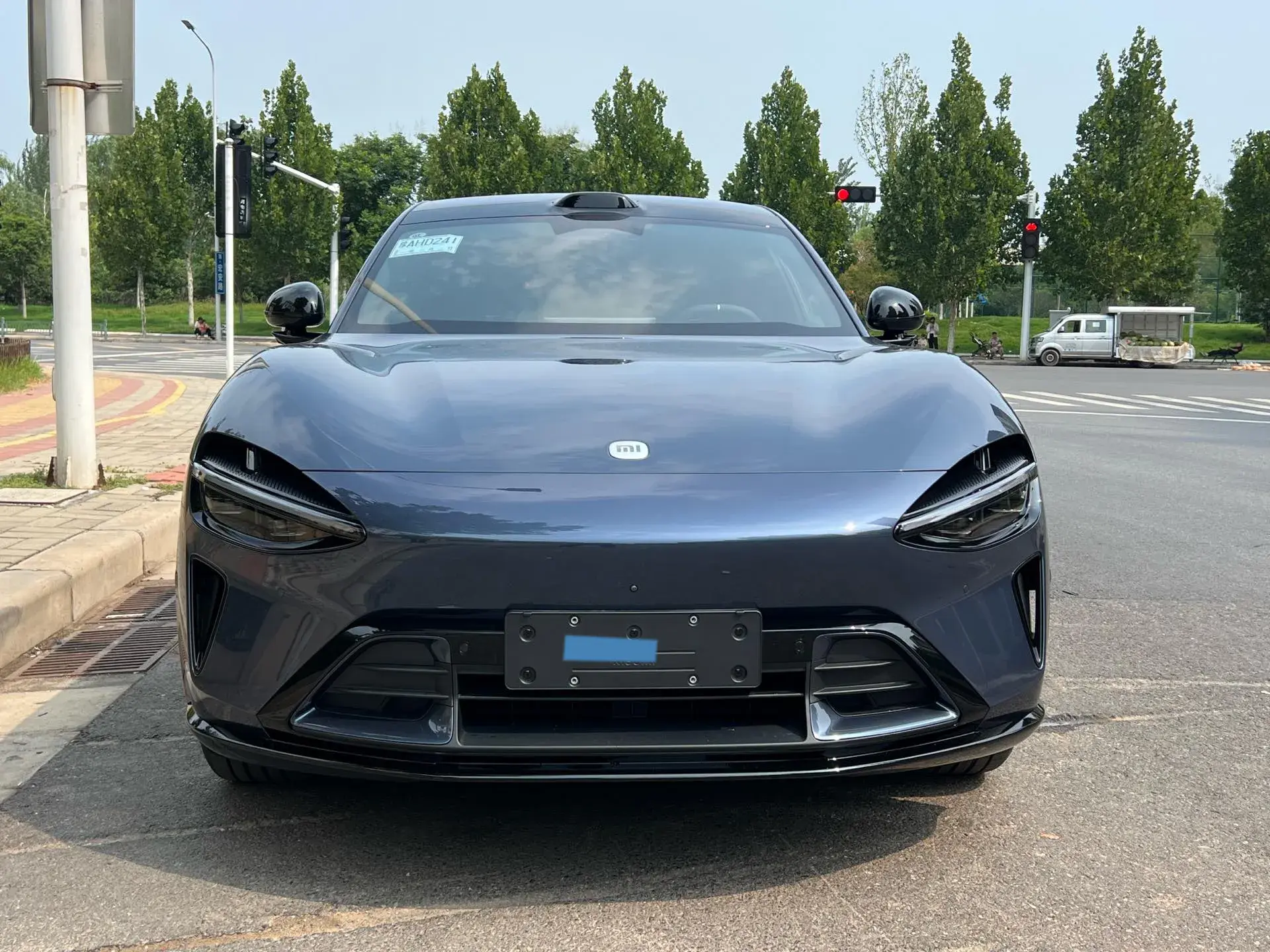 2025 MI YU7 thumbnail 2