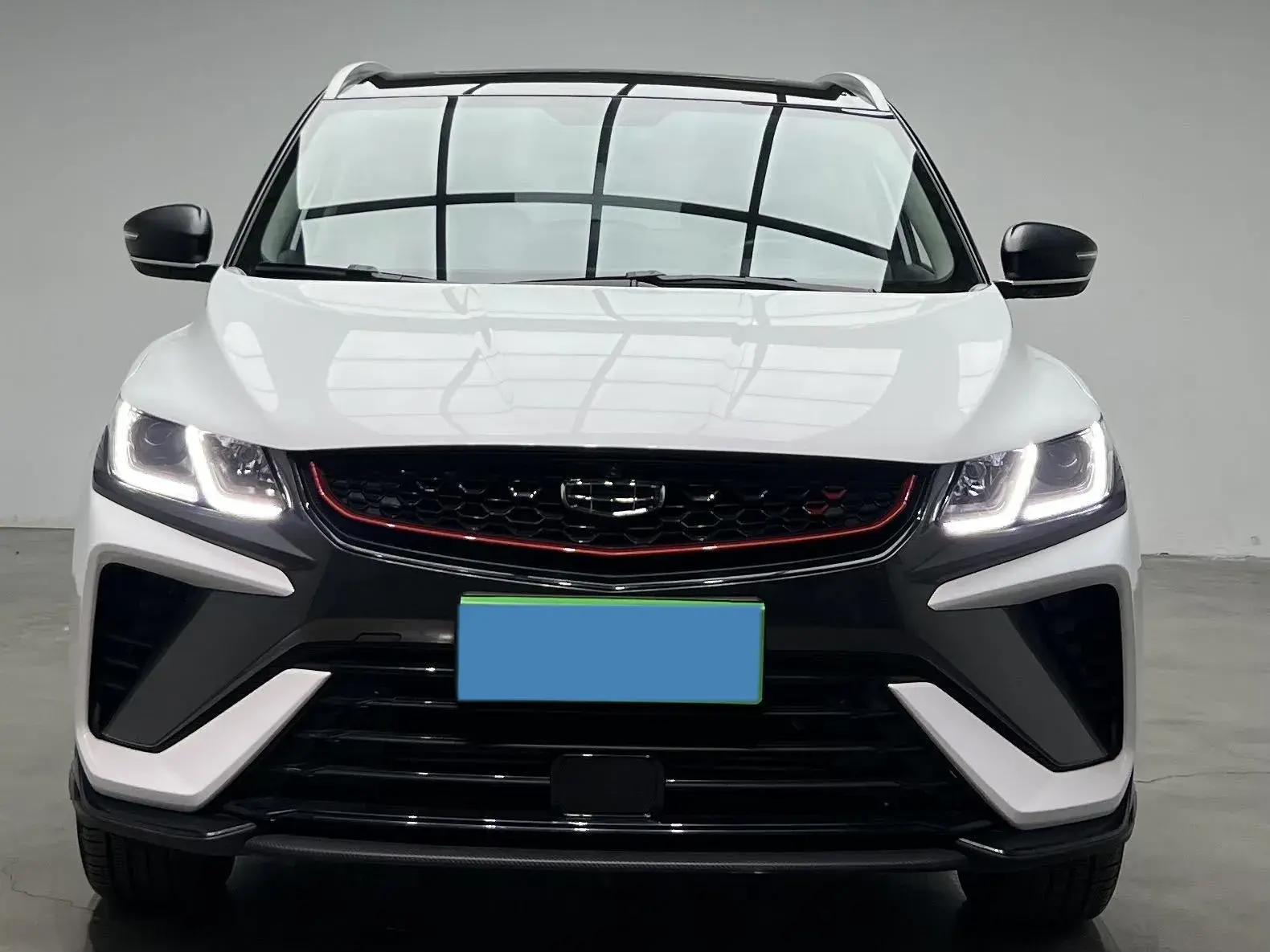 2021 GEELY COOLRAY thumbnail 3