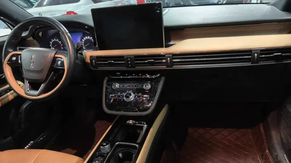 2020 LINCOLN CORSAIR thumbnail 4