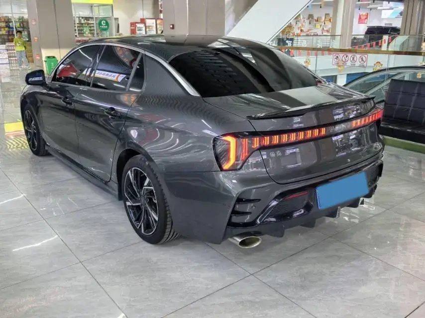 2023 LYNK&CO 03 thumbnail 4