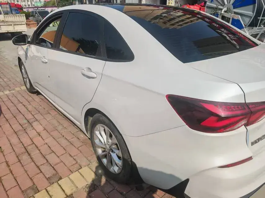 2023 CHEVROLET MONZA thumbnail 2