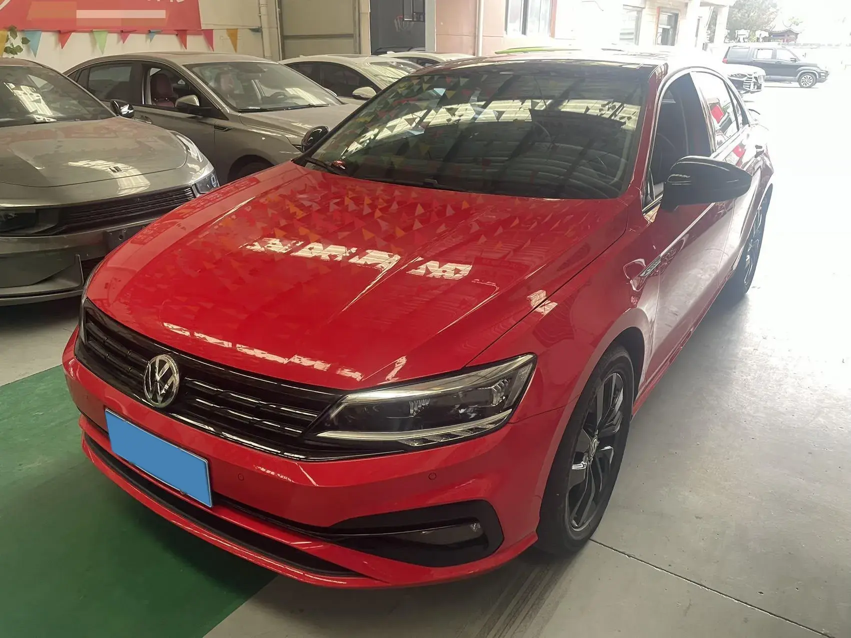 2021 VOLKSWAGEN LAMANDO view 1