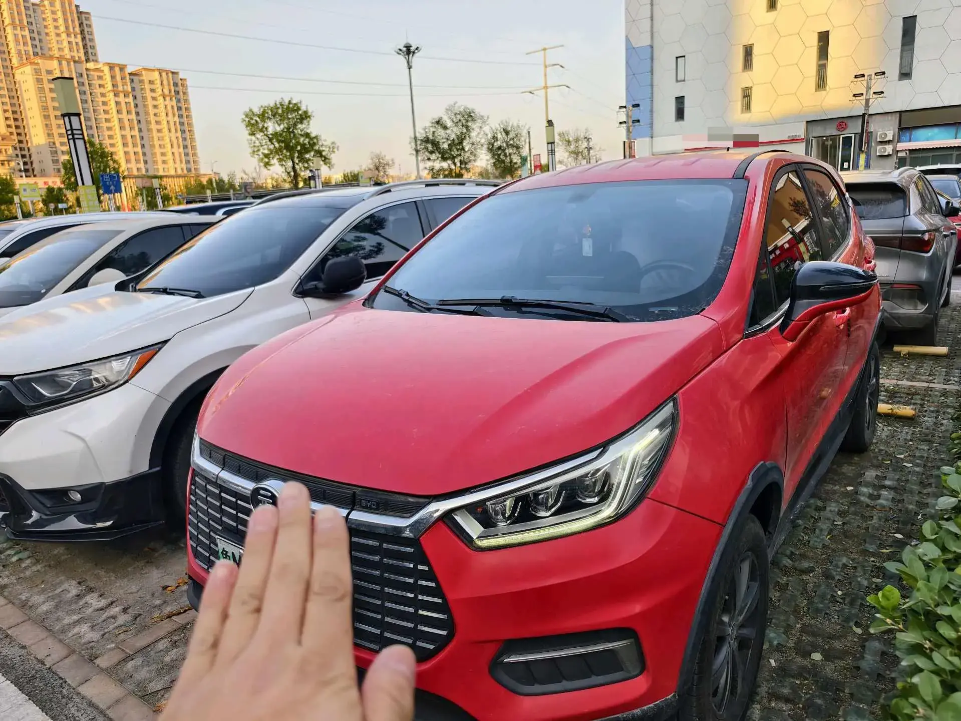 2019 BYD YUAN view 1