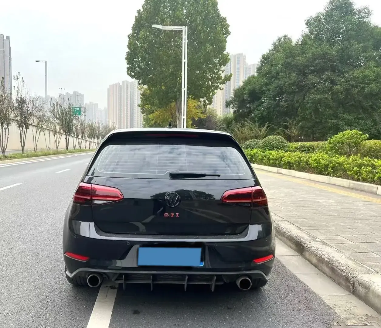 2019 VOLKSWAGEN GOLFGTI thumbnail 4