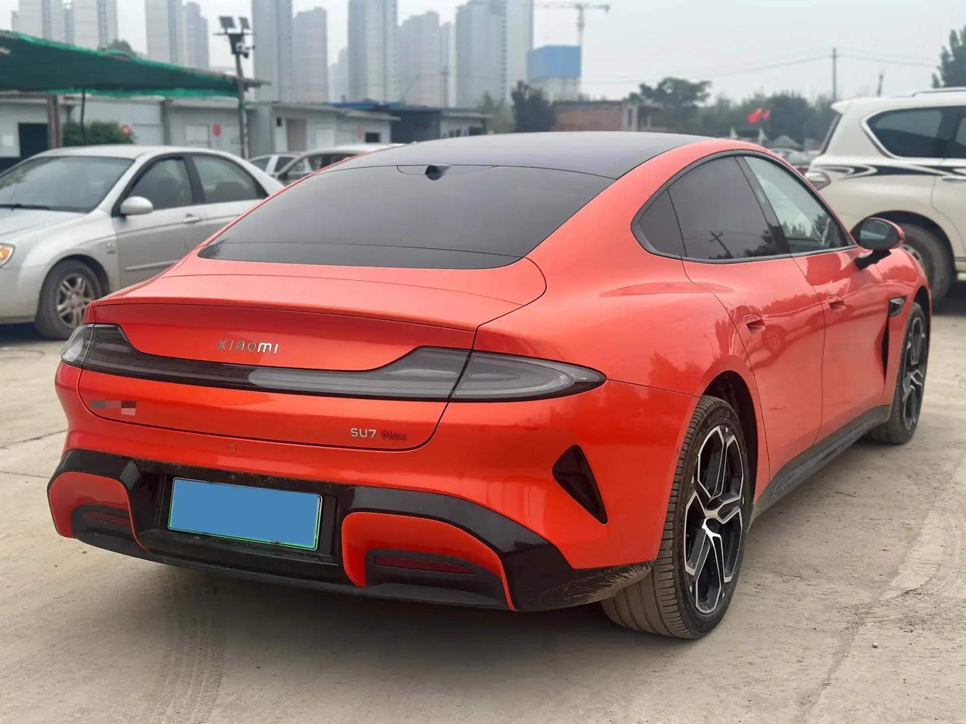 2024 MI SU7 thumbnail 3