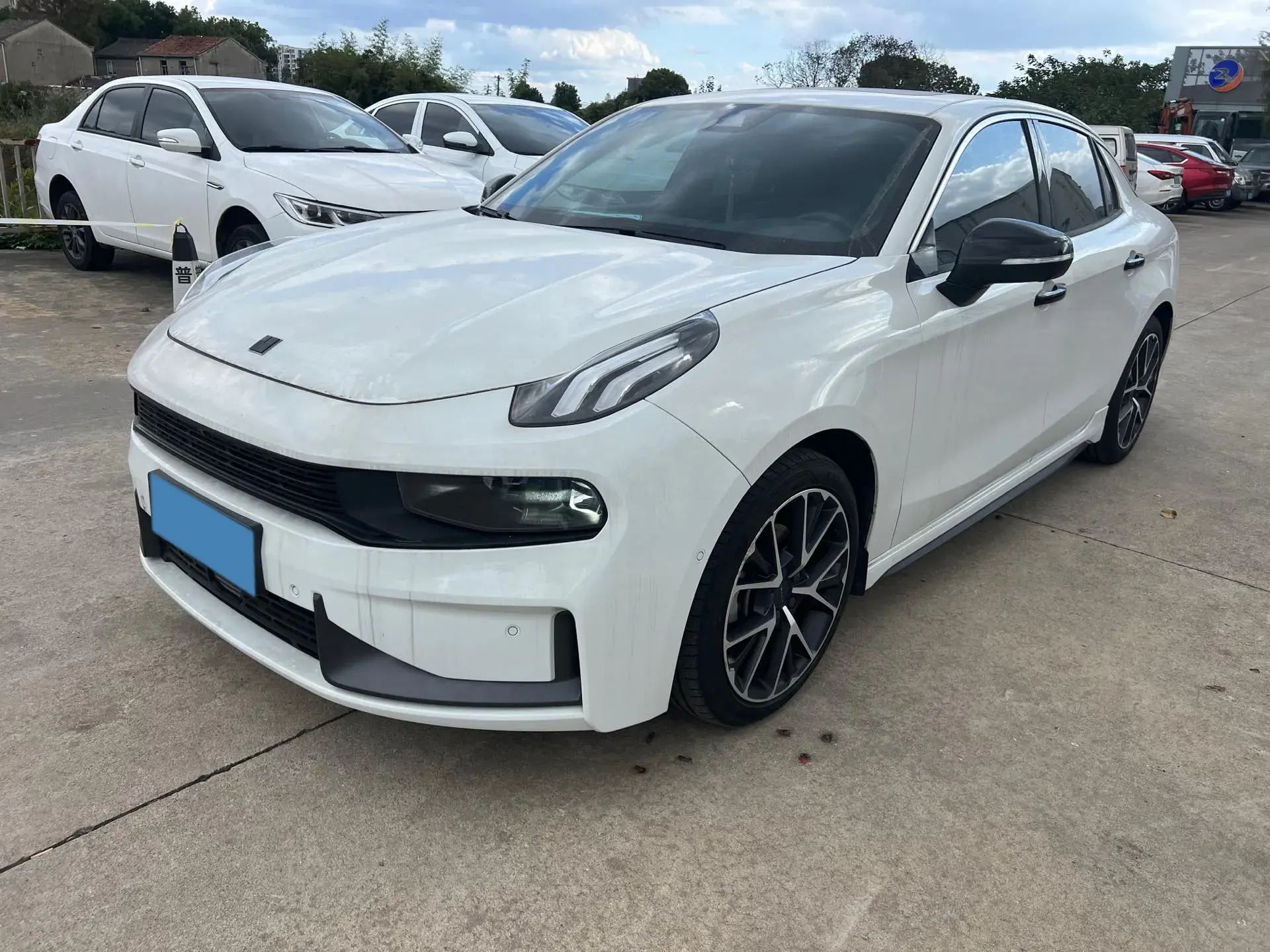 2021 LYNK&CO 03 view 1