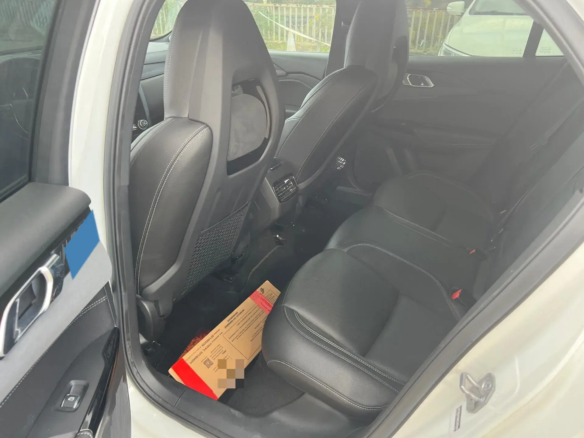 2021 LYNK&CO 03 thumbnail 4