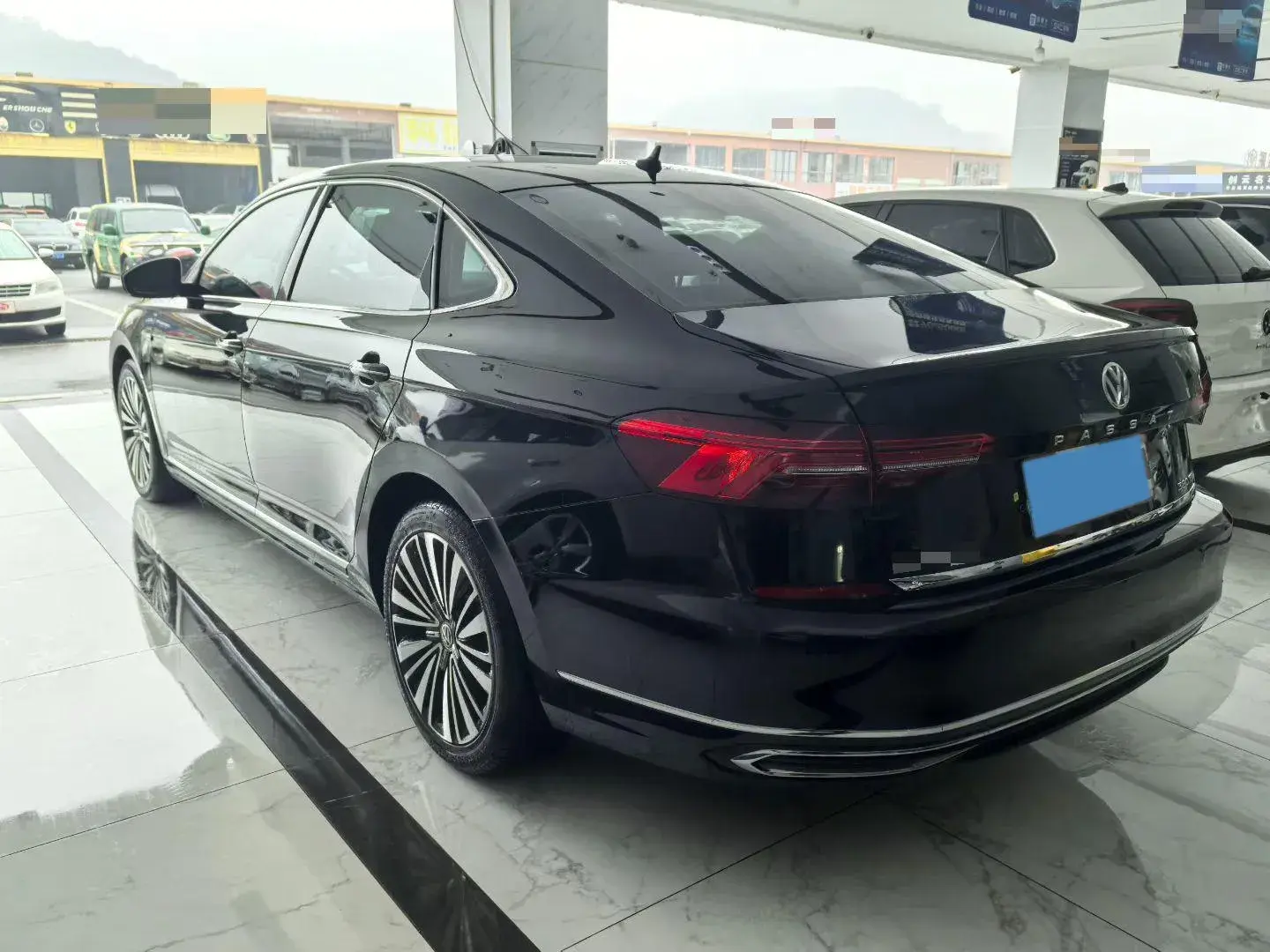 2019 VOLKSWAGEN PASSAT thumbnail 4