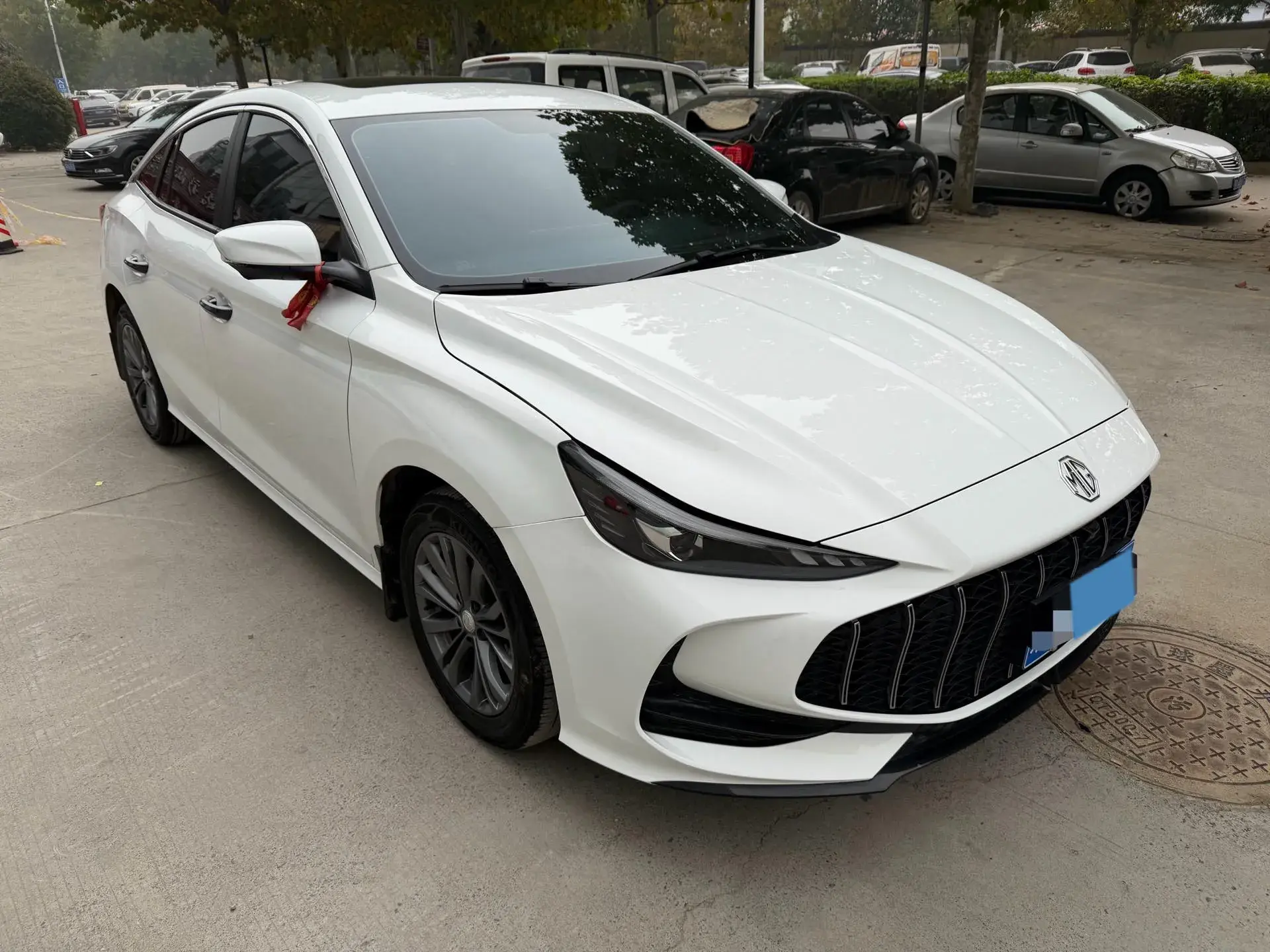 2025 MG 5 thumbnail 3