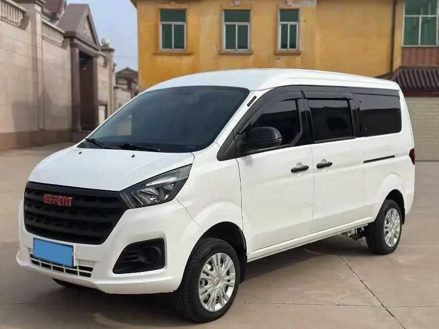 2024 SRM Golden Sea Lion 1.5L 112HP L4 5MT,autocango,china used car exporter,china ev exporter,chinese used car exporter,chinese used ev exporter