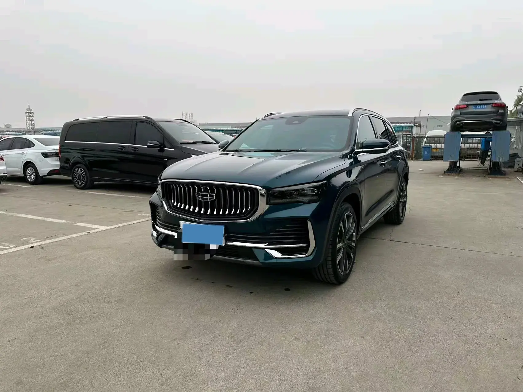 2024 GEELY MONJARO view 1