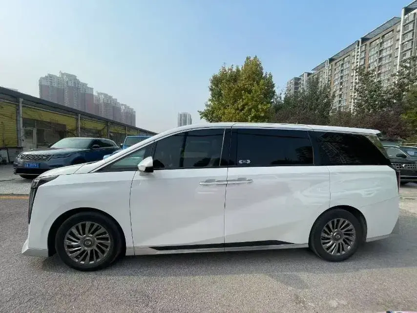 2023 GAC TRUMPCHI thumbnail 3