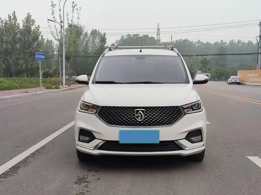 2019 BAOJUN 360 thumbnail 2
