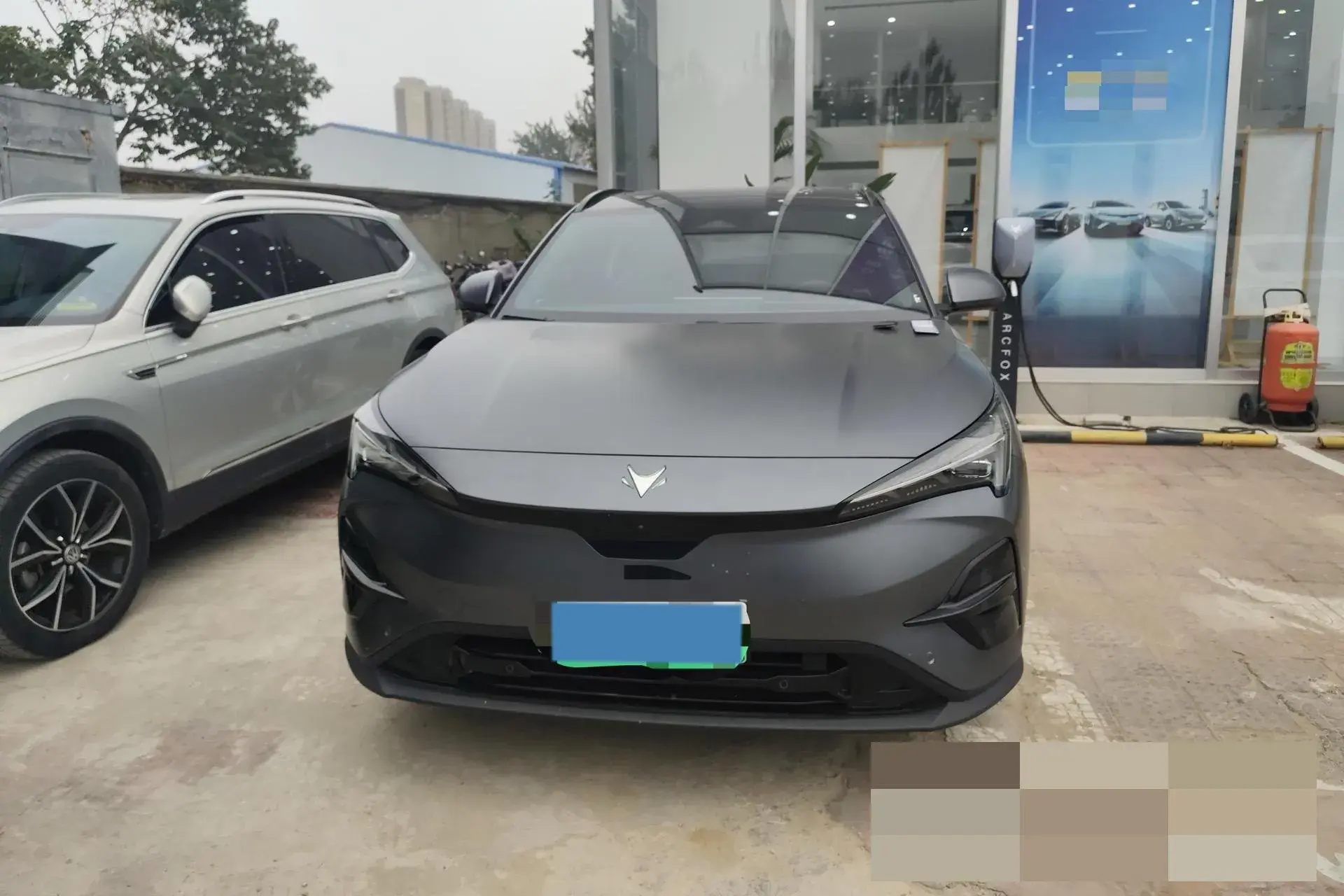 2025 ARCFOX ΑT5 thumbnail 2