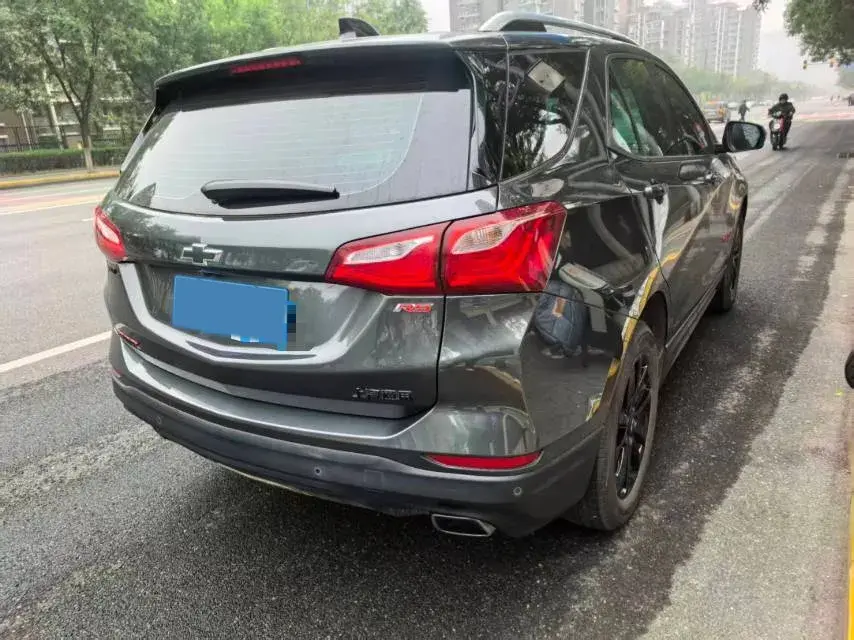 2019 CHEVROLET EQUINOX thumbnail 3