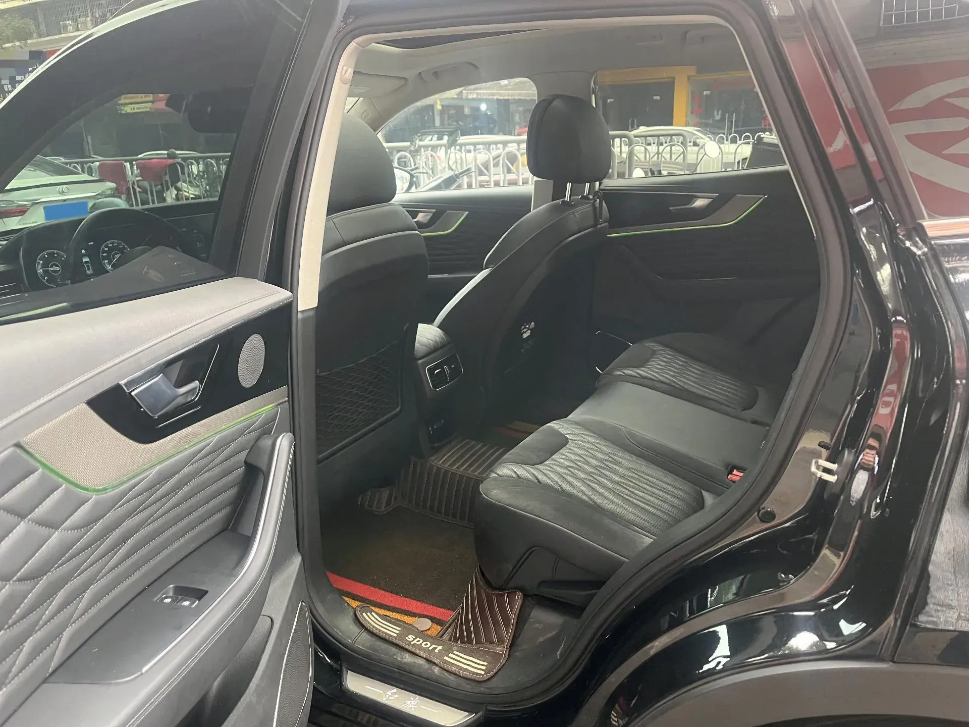 2022 HONGQI HS5 thumbnail 4