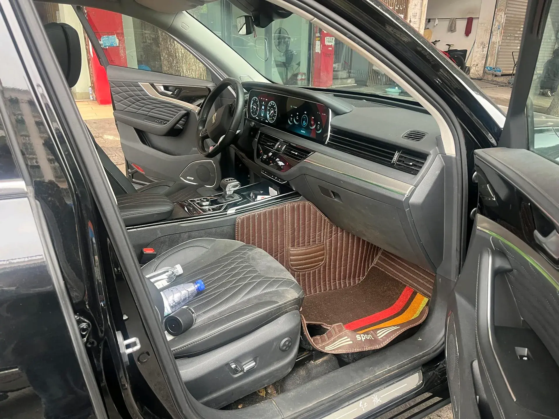 2022 HONGQI HS5 thumbnail 3