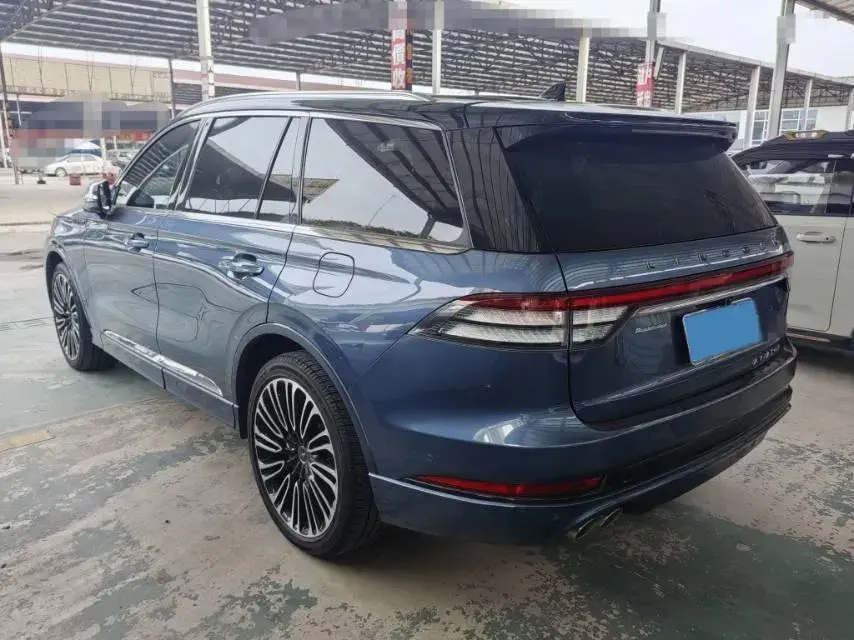 2021 LINCOLN AVIATOR thumbnail 4