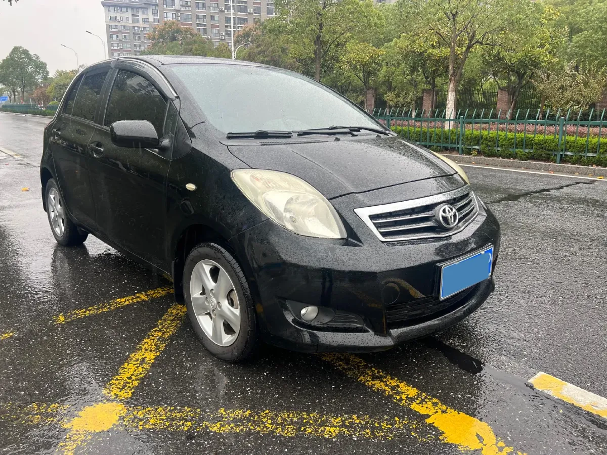 2011 Toyota Yaris 1.6L 118HP L4 4AT,autocango,china used car exporter,china ev exporter,chinese used car exporter,chinese used ev exporter