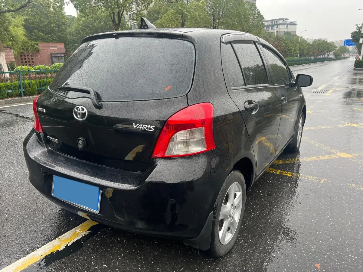 2011 Toyota Yaris 1.6L 118HP L4 4AT,autocango,china used car exporter,china ev exporter,chinese used car exporter,chinese used ev exporter