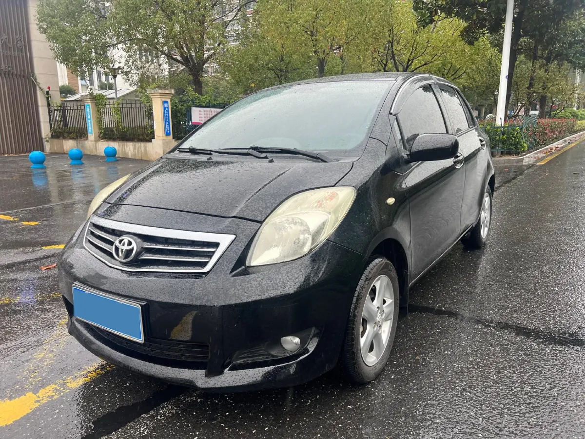 2011 Toyota Yaris 1.6L 118HP L4 4AT,autocango,china used car exporter,china ev exporter,chinese used car exporter,chinese used ev exporter