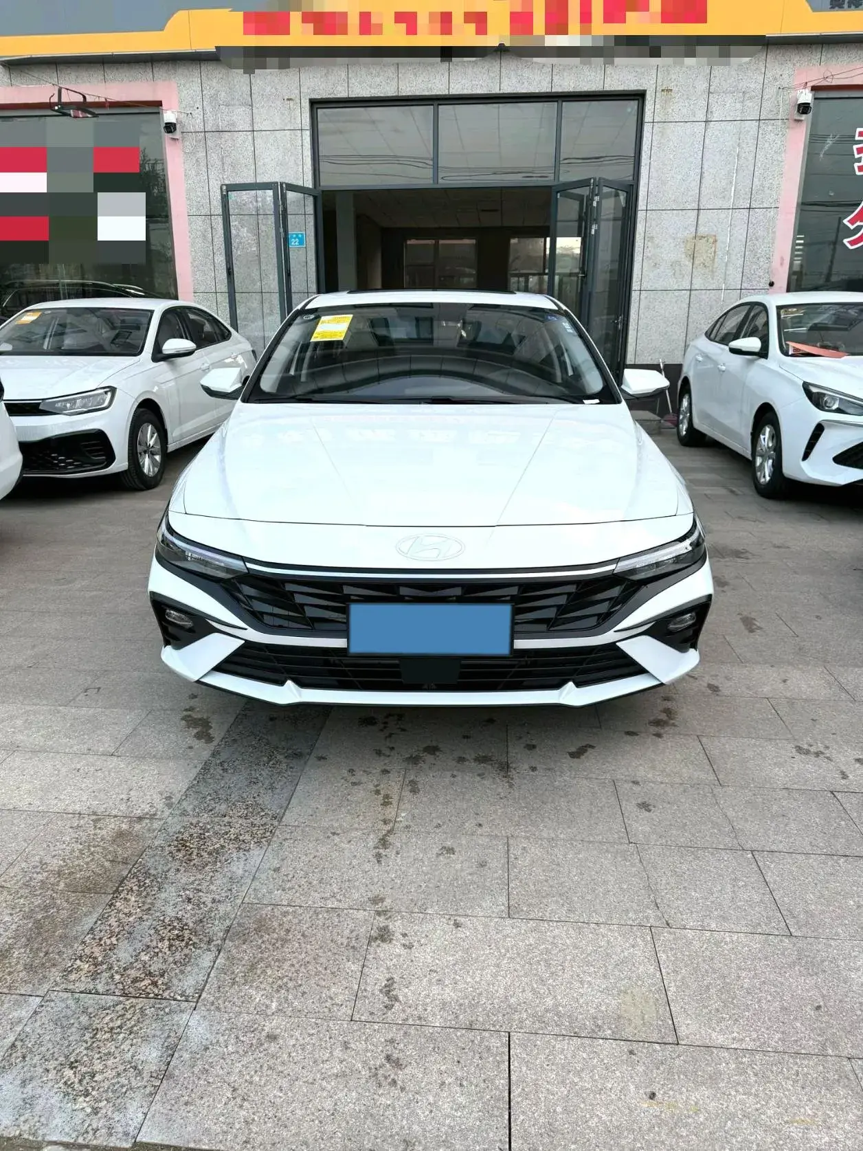 2023 HYUNDAI ELANTRA thumbnail 2