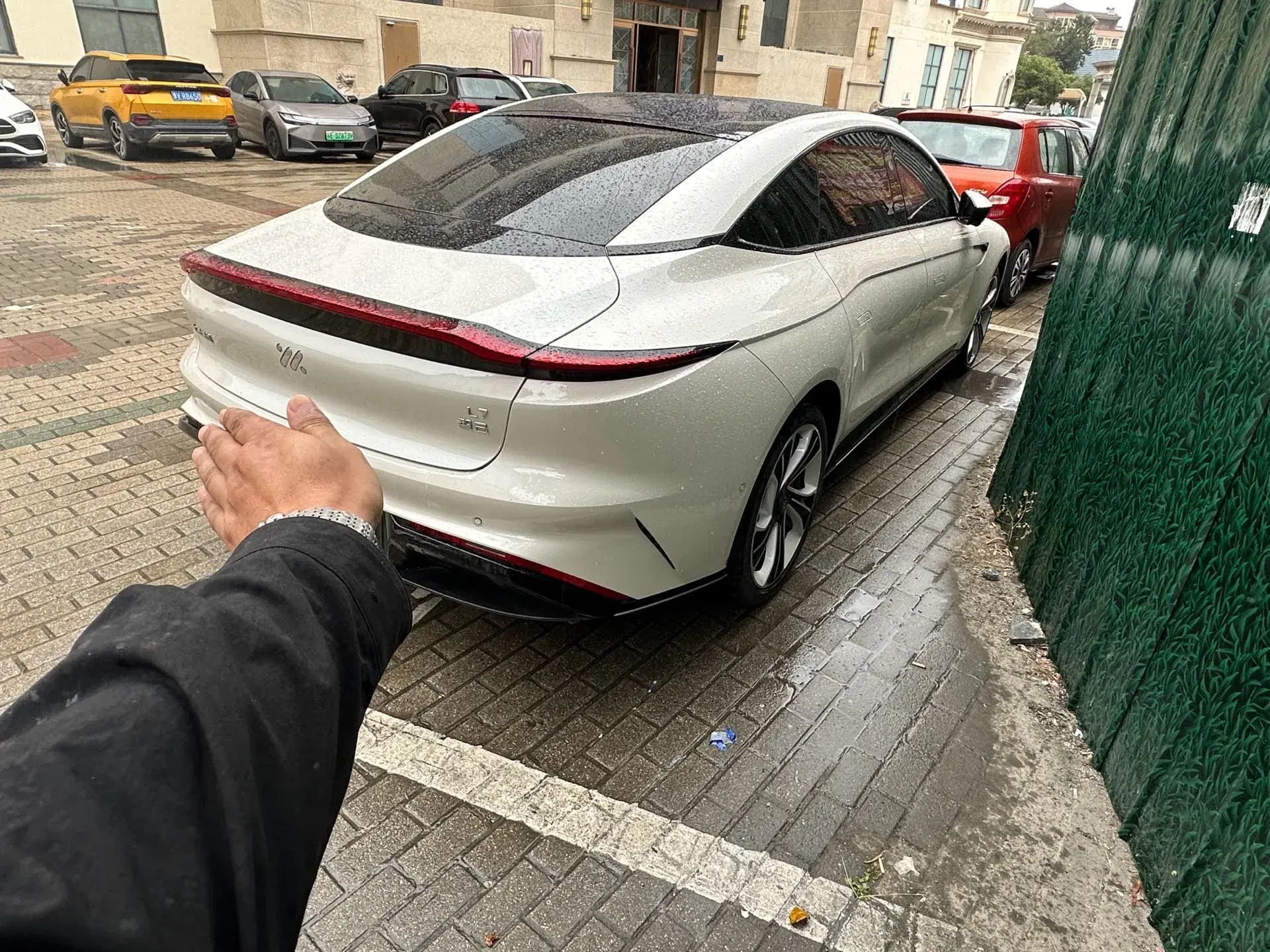 2022 IM L7 thumbnail 4