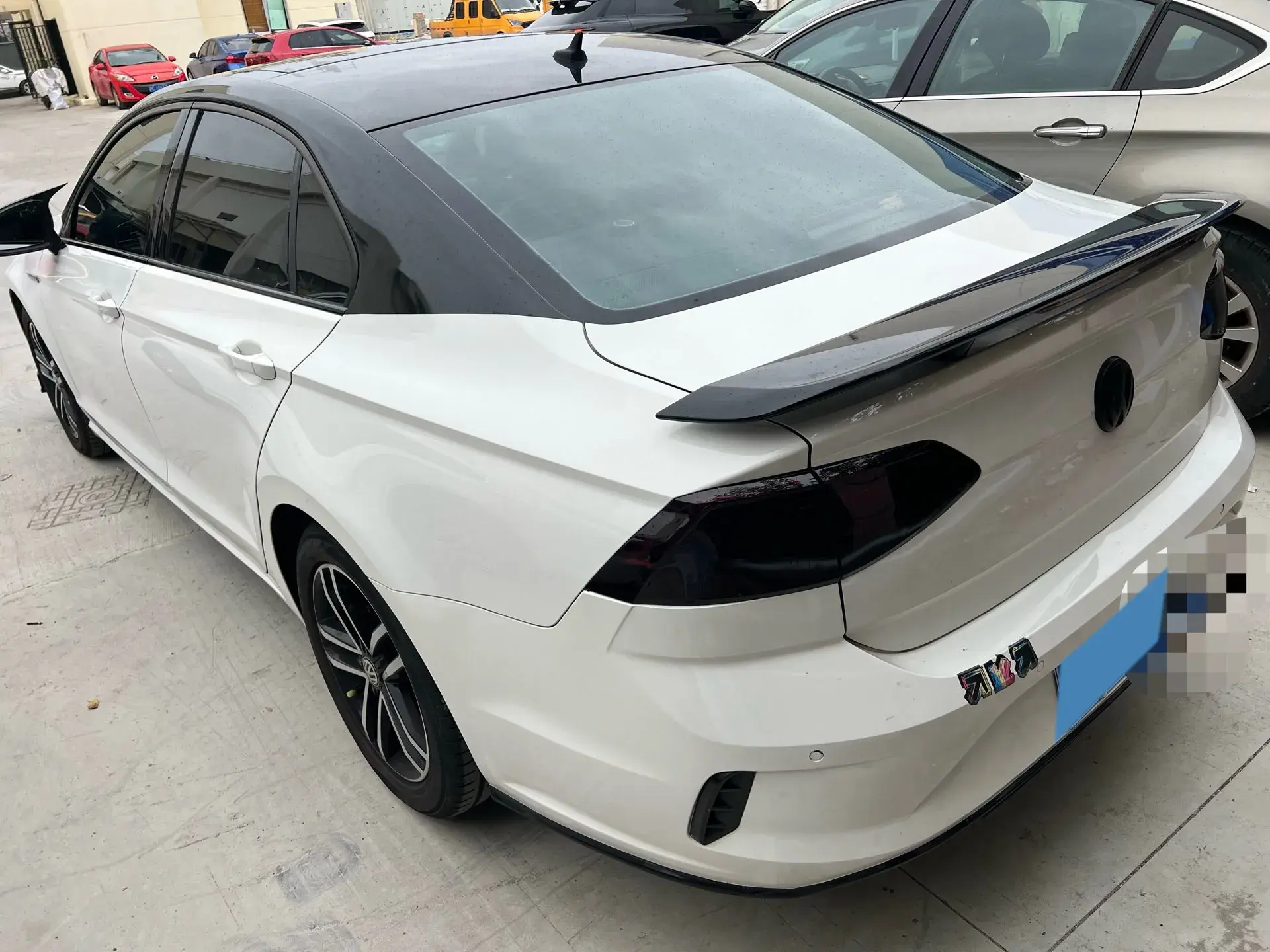 2019 VOLKSWAGEN LAMANDO thumbnail 2