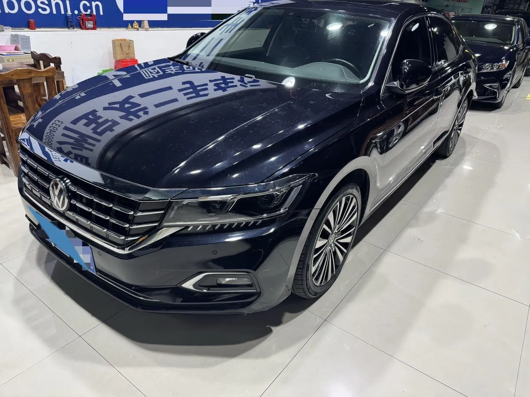 2020 VOLKSWAGEN PASSAT view 1