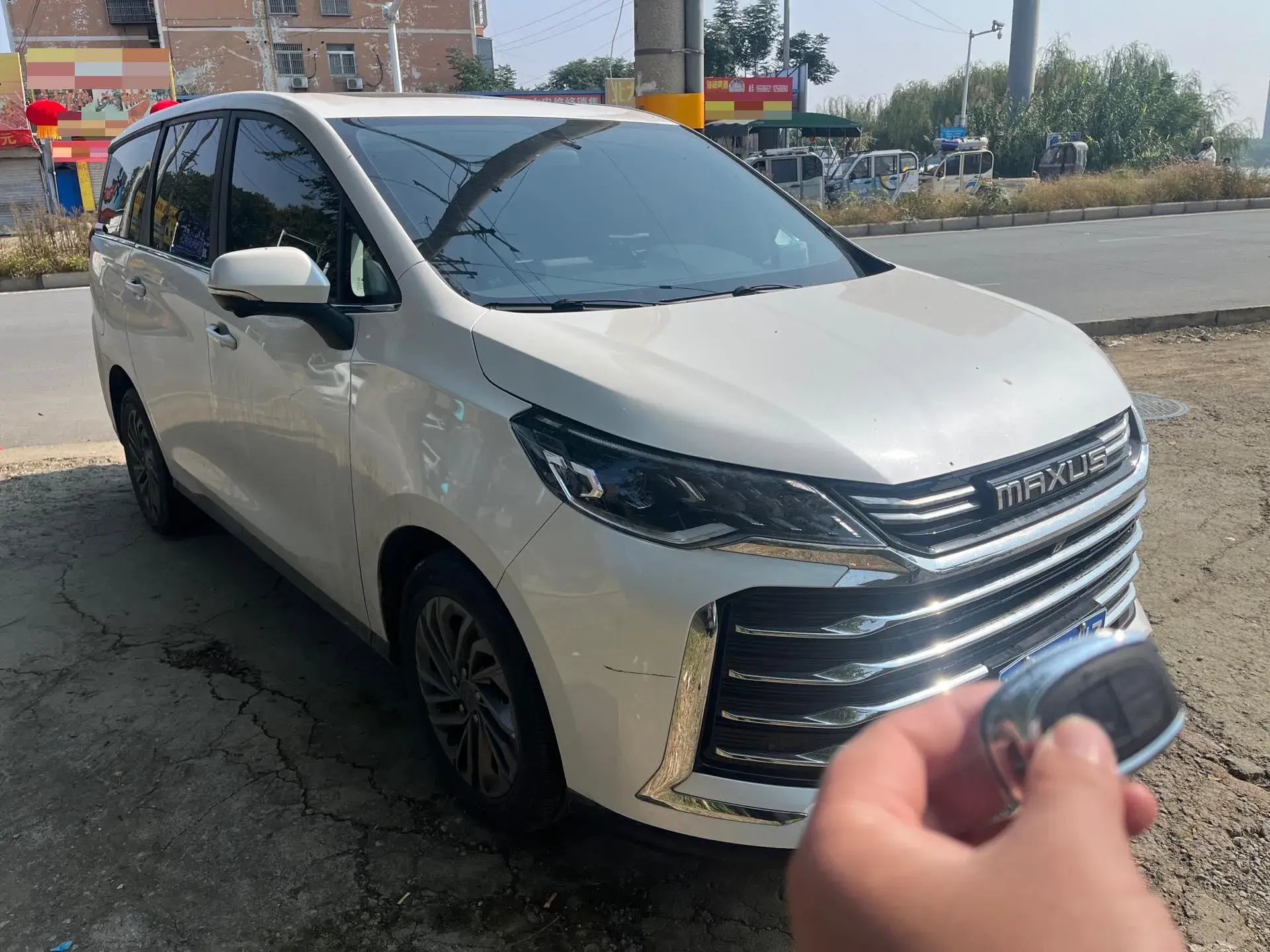 2023 MAXUS G50 thumbnail 3