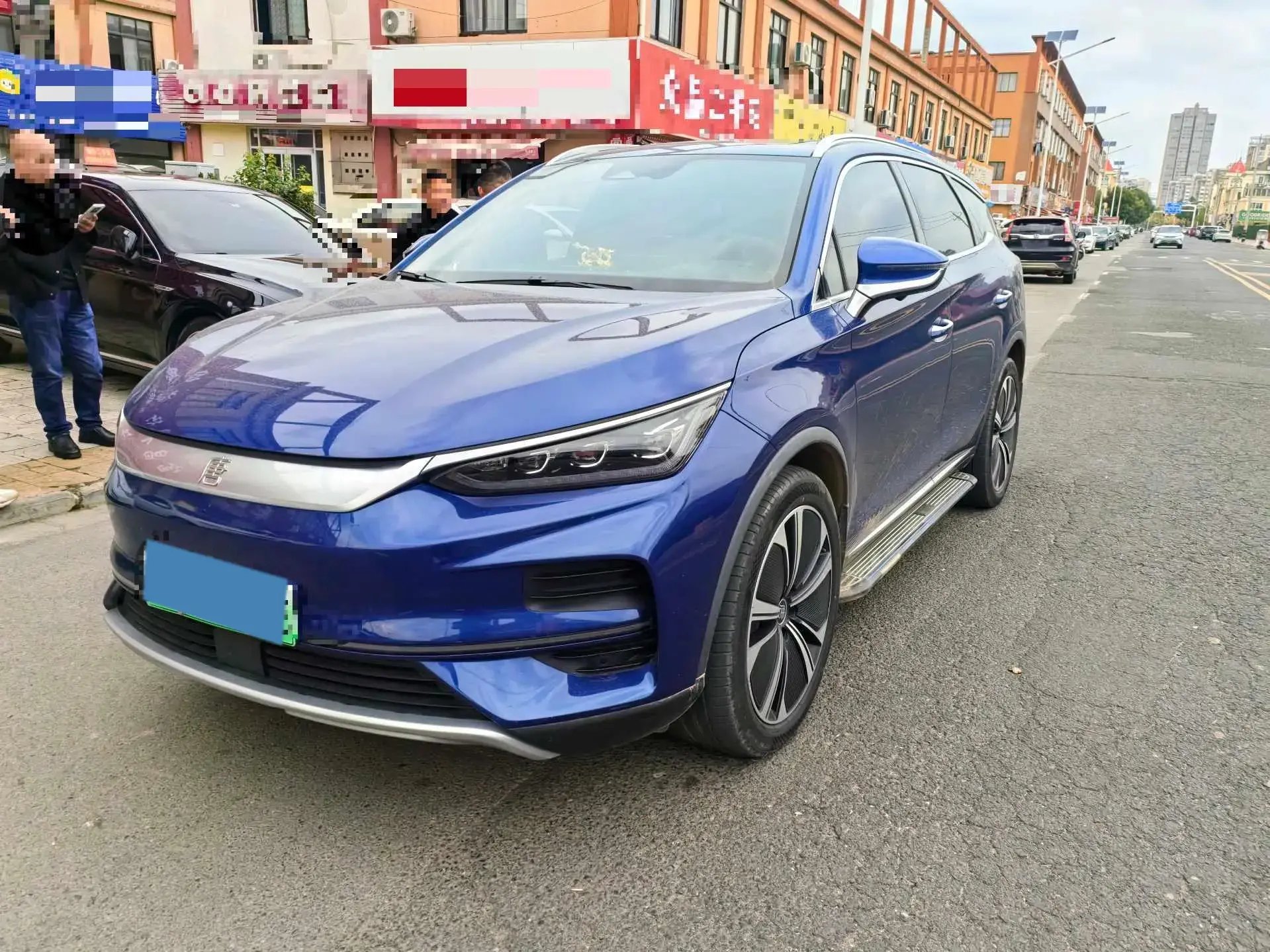 2022 BYD TANG view 1