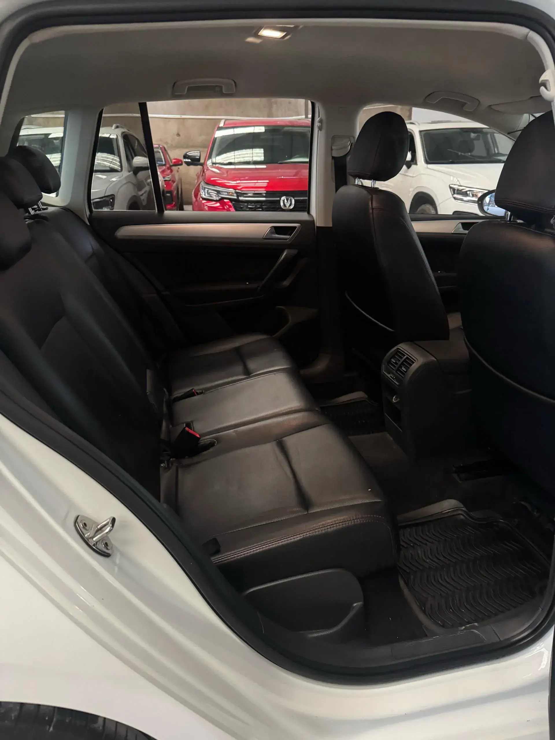 2018 VOLKSWAGEN GOLF thumbnail 4