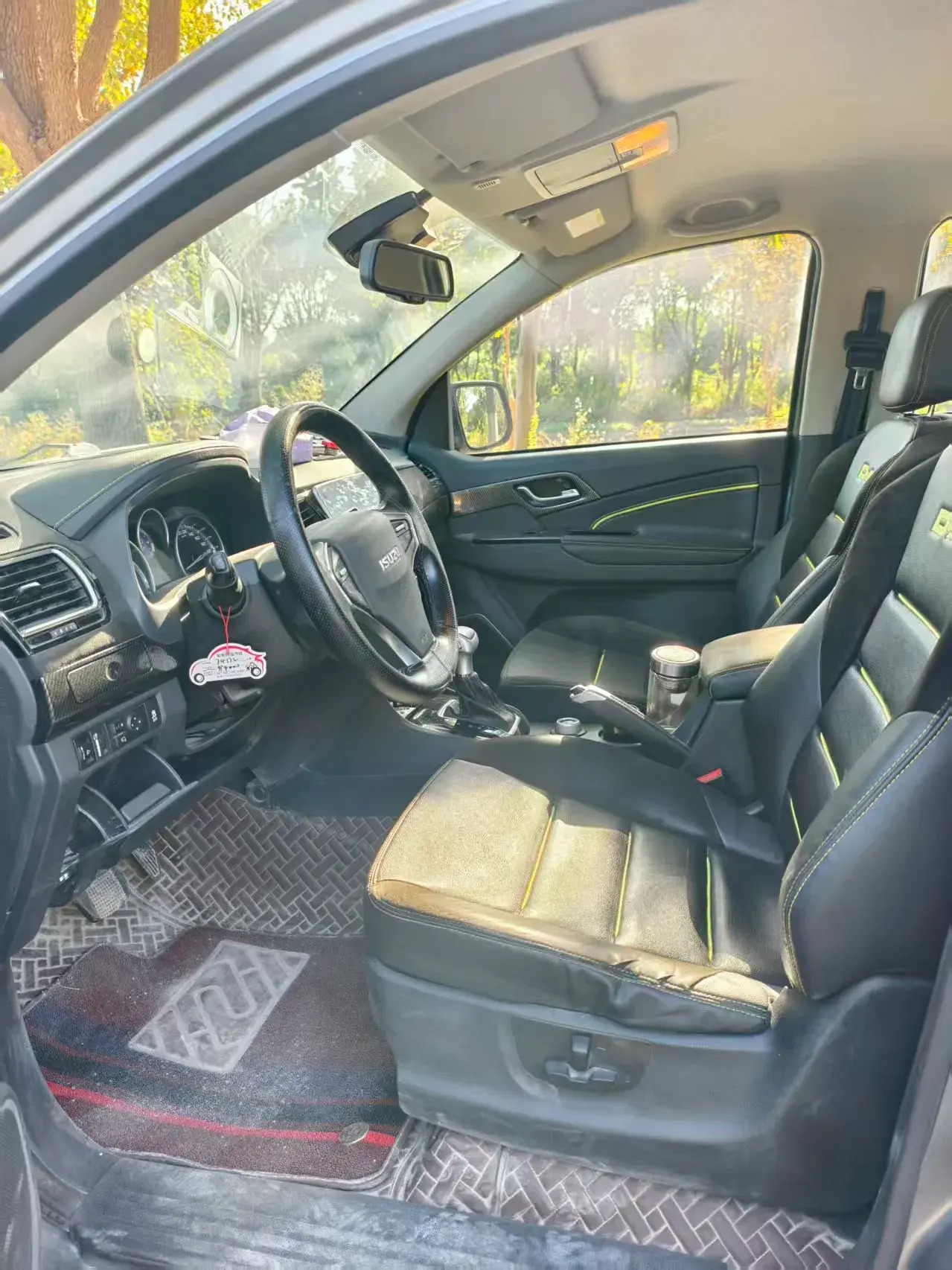 2020 ISUZU D-MAX thumbnail 2