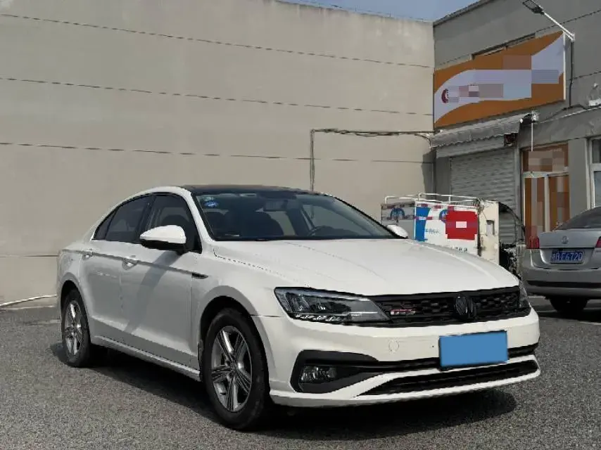 2019 VOLKSWAGEN LAMANDO thumbnail 3