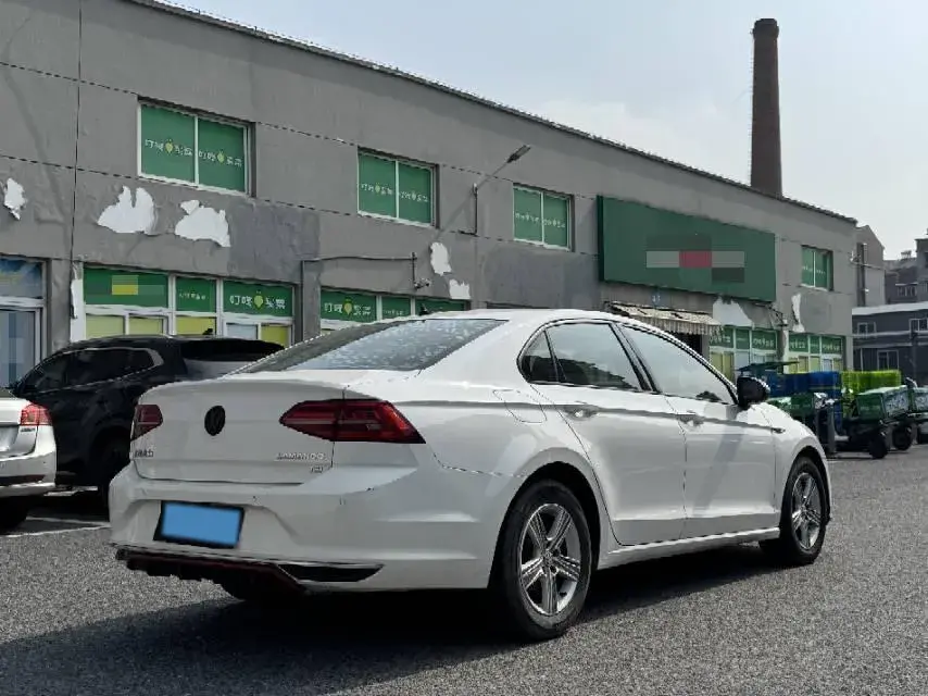 2019 VOLKSWAGEN LAMANDO thumbnail 4