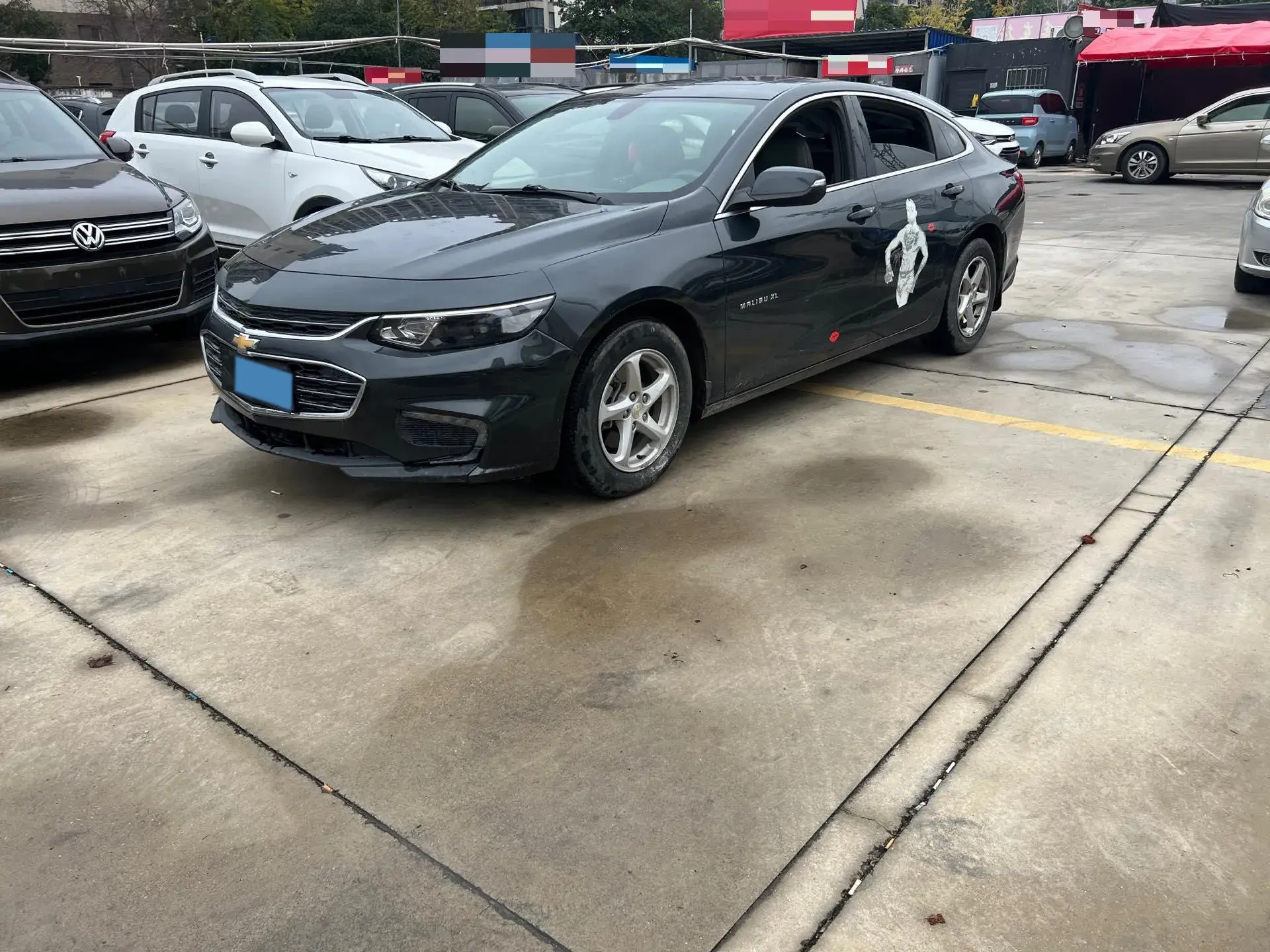 2018 CHEVROLET MALIBU view 1