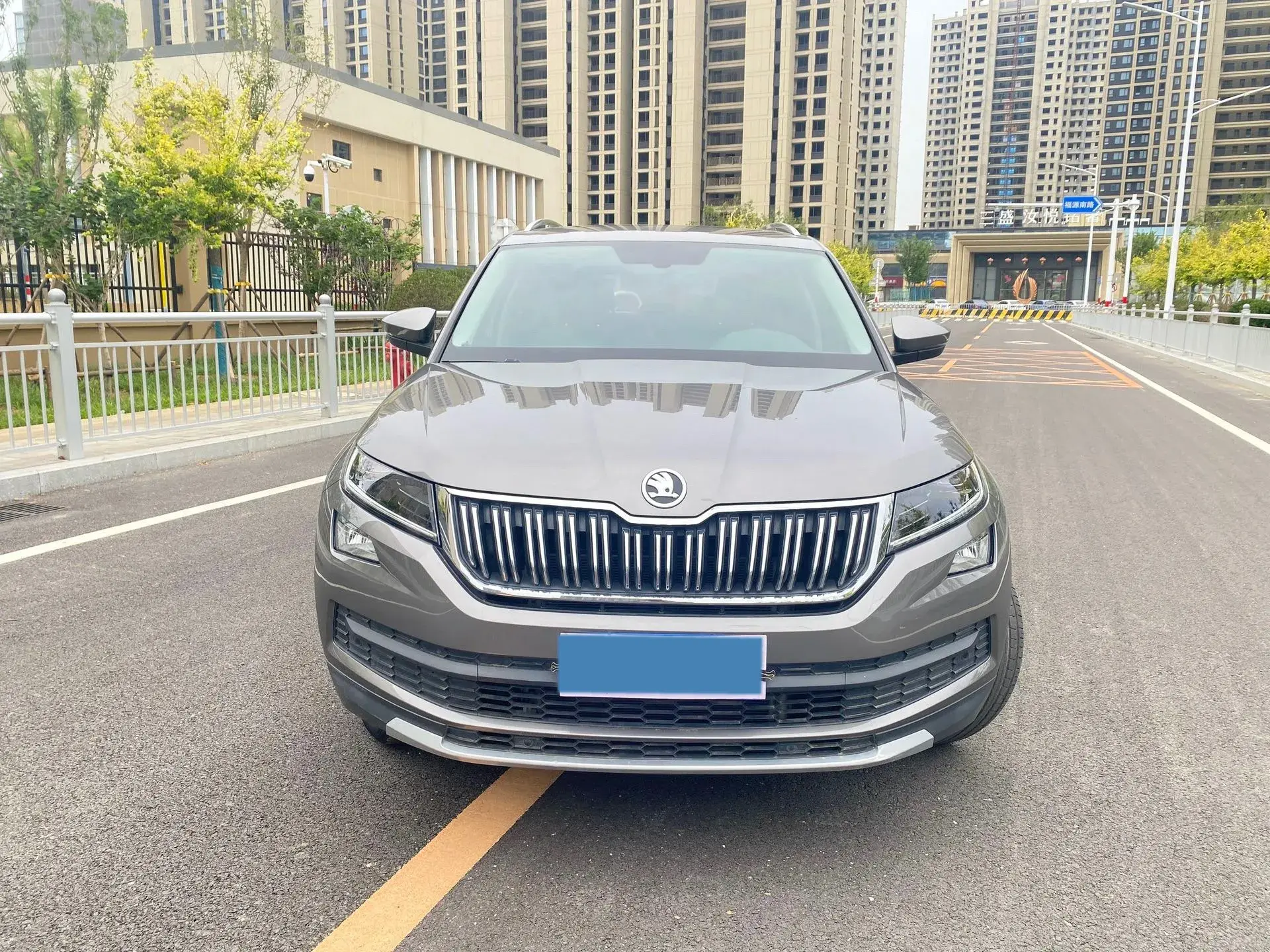 2019 SKODA KODIAK thumbnail 3