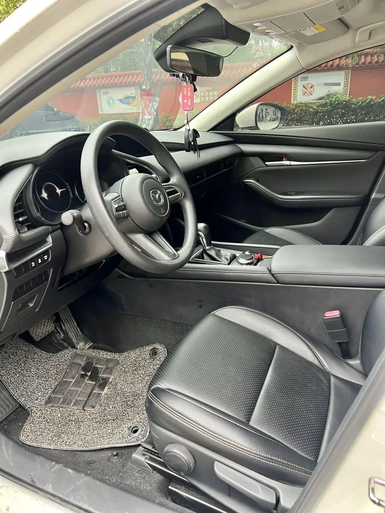 2020 MAZDA 3 thumbnail 4